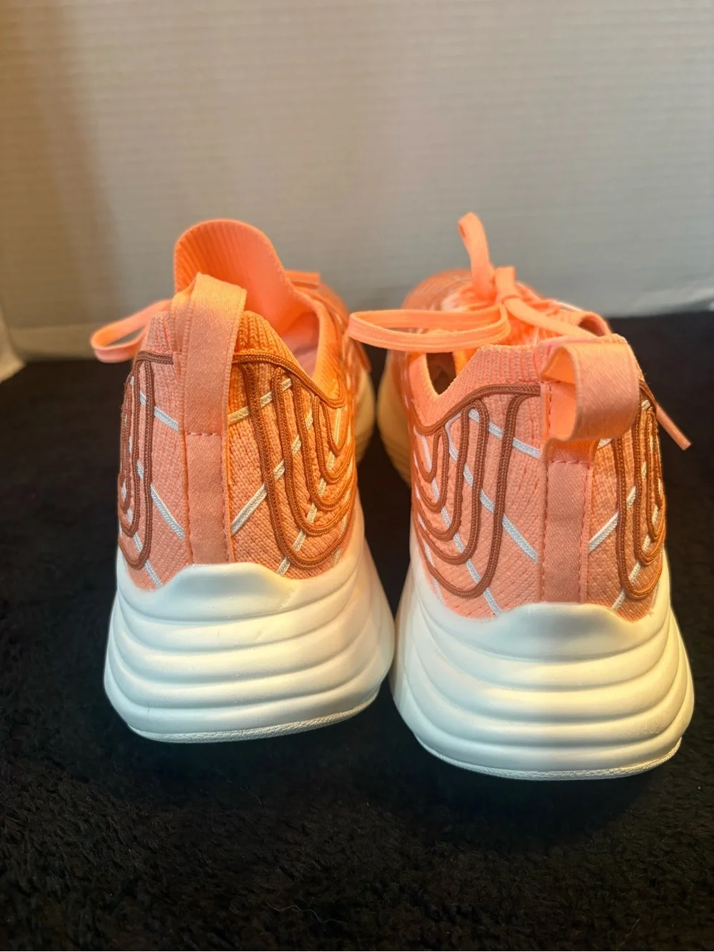 APL Sneakers
